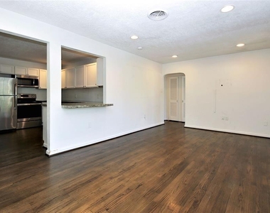 728 E 13th - Photo Thumbnail 3