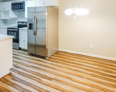 22831 Capitol Landing Lane - Photo Thumbnail 3