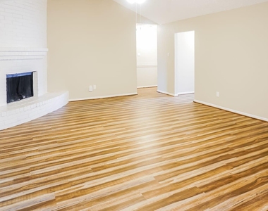22831 Capitol Landing Lane - Photo Thumbnail 2