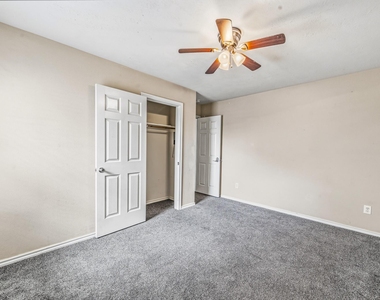 7107 Piney Meadow Court - Photo Thumbnail 19