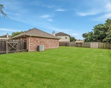 7107 Piney Meadow Court - Photo Thumbnail 22
