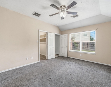 7107 Piney Meadow Court - Photo Thumbnail 12