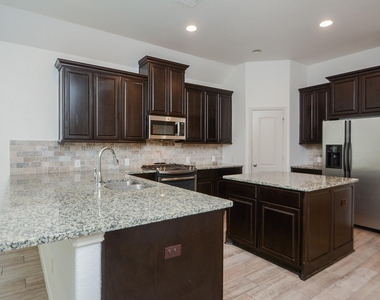 232 Clementine Court - Photo Thumbnail 9