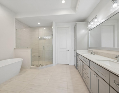 4621 Maxie Street - Photo Thumbnail 28