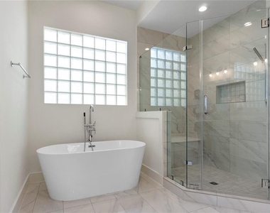 4621 Maxie Street - Photo Thumbnail 12