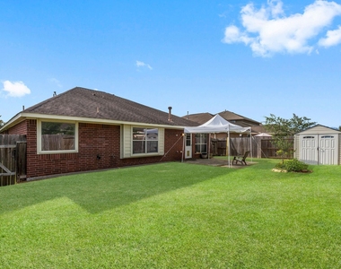 30218 Deleon Fields Drive - Photo Thumbnail 38