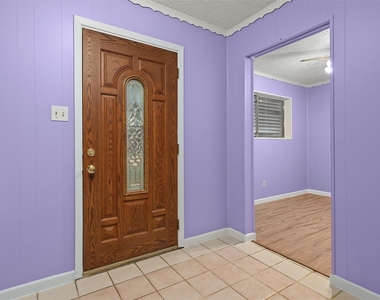2621 16th Avenue N - Photo Thumbnail 2