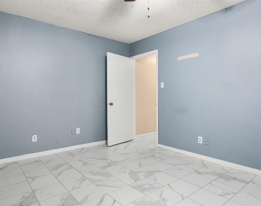 2621 16th Avenue N - Photo Thumbnail 19