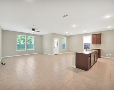 9738 Birdsnest Court - Photo Thumbnail 5