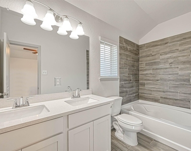 7910 Cypress Country Drive - Photo Thumbnail 33