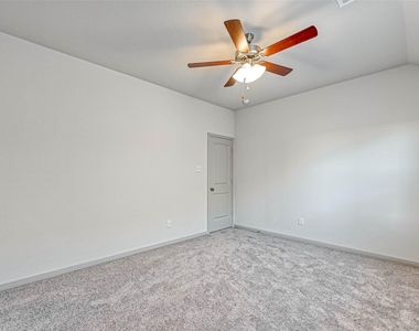 7910 Cypress Country Drive - Photo Thumbnail 27
