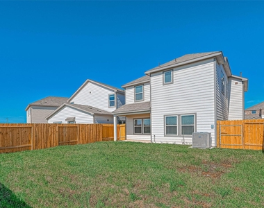 7910 Cypress Country Drive - Photo Thumbnail 36