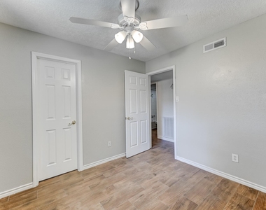 24010 Palo Dura Drive - Photo Thumbnail 17