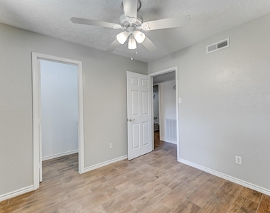 24010 Palo Dura Drive - Photo Thumbnail 16