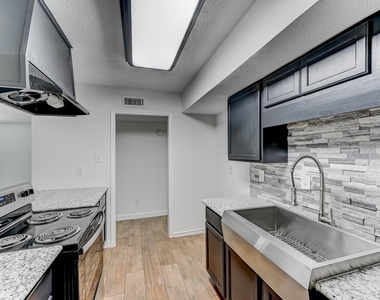 24010 Palo Dura Drive - Photo Thumbnail 10