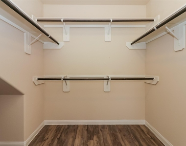 6114 Peaceful Ridge Drive - Photo Thumbnail 7