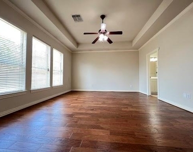 3518 Ellies Lane - Photo Thumbnail 1