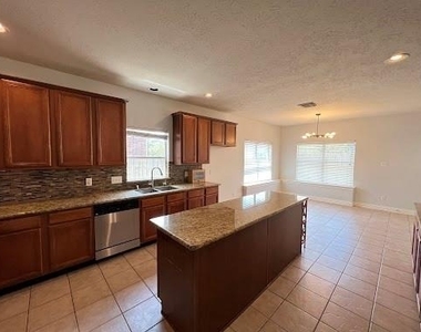 3518 Ellies Lane - Photo Thumbnail 5