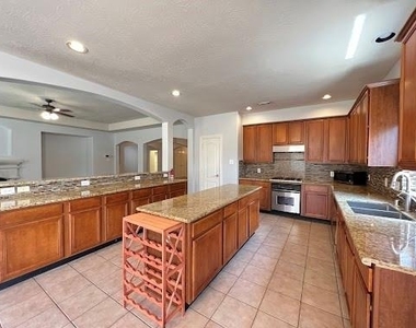 3518 Ellies Lane - Photo Thumbnail 6
