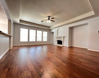 3518 Ellies Lane - Photo Thumbnail 10