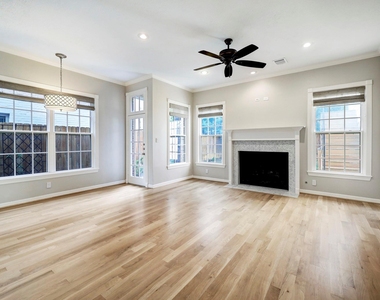 4120 University Boulevard - Photo Thumbnail 10