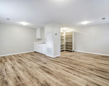 4120 University Boulevard - Photo Thumbnail 25