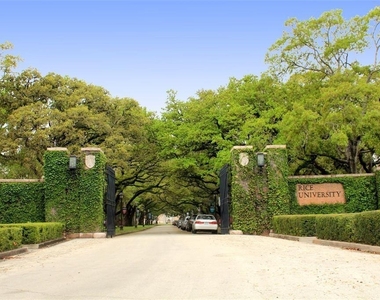 4120 University Boulevard - Photo Thumbnail 35