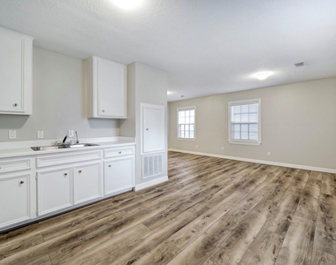 4120 University Boulevard - Photo Thumbnail 26