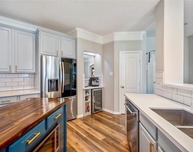 17603 Fall River Pass Court - Photo Thumbnail 22