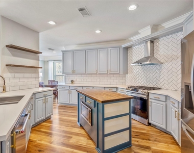 17603 Fall River Pass Court - Photo Thumbnail 20
