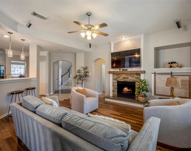 17603 Fall River Pass Court - Photo Thumbnail 9