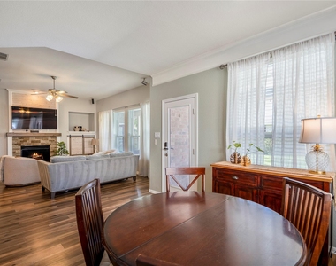 17603 Fall River Pass Court - Photo Thumbnail 16