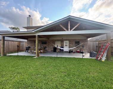 4703 Serenity Trail - Photo Thumbnail 3