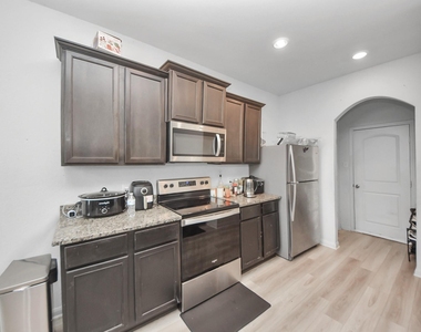 7943 Vacek Meadows Loop - Photo Thumbnail 15