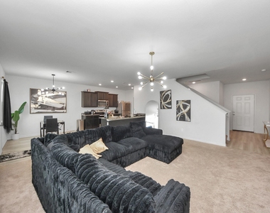 7943 Vacek Meadows Loop - Photo Thumbnail 10