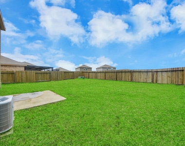 7943 Vacek Meadows Loop - Photo Thumbnail 36