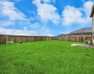 7943 Vacek Meadows Loop - Photo Thumbnail 35