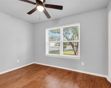 213 County Line Road - Photo Thumbnail 17