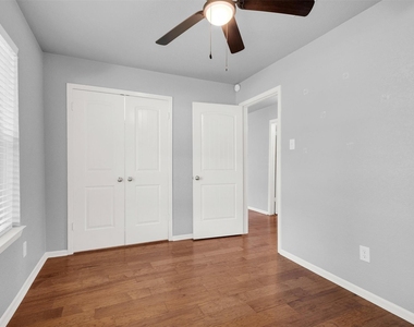 213 County Line Road - Photo Thumbnail 14