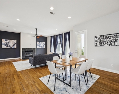 2404 Fairview Street - Photo Thumbnail 15