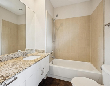 2404 Fairview Street - Photo Thumbnail 18