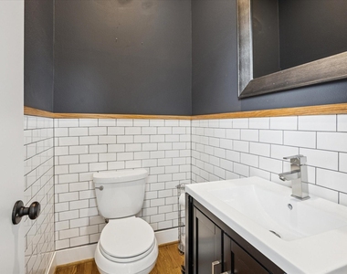 2404 Fairview Street - Photo Thumbnail 19