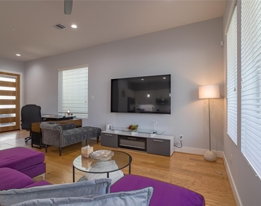 1854 W Tidwell Road - Photo Thumbnail 5