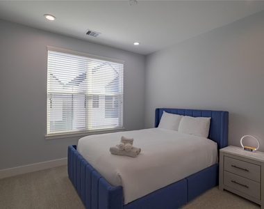 1854 W Tidwell Road - Photo Thumbnail 12