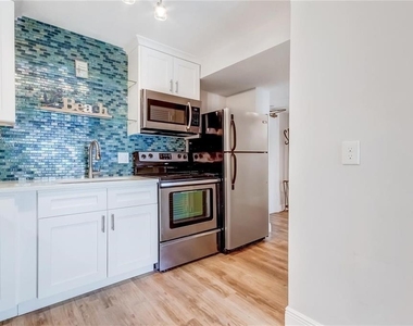 51 Island Way - Photo Thumbnail 12