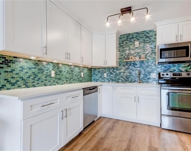 51 Island Way - Photo Thumbnail 11