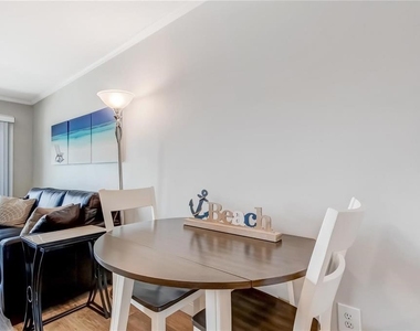 51 Island Way - Photo Thumbnail 18