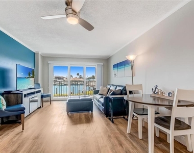51 Island Way - Photo Thumbnail 19