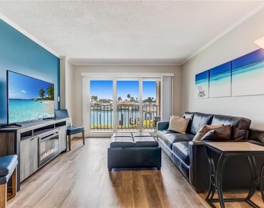 51 Island Way - Photo Thumbnail 20