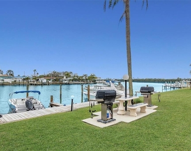 51 Island Way - Photo Thumbnail 48